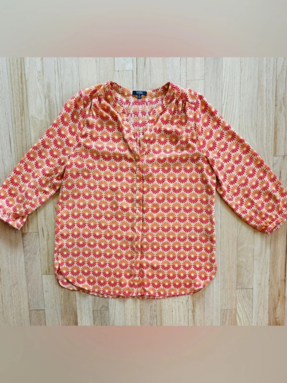 NYDJ Peach Orange Red Daisy Print Blouse